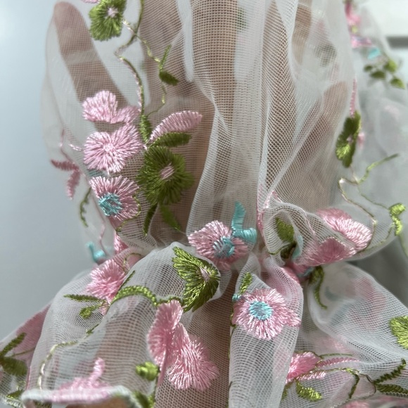 Fairy-core w Floral Overlay - Picture 3 of 4